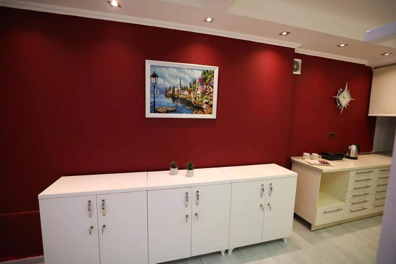 Little Corner Hostel Tirana